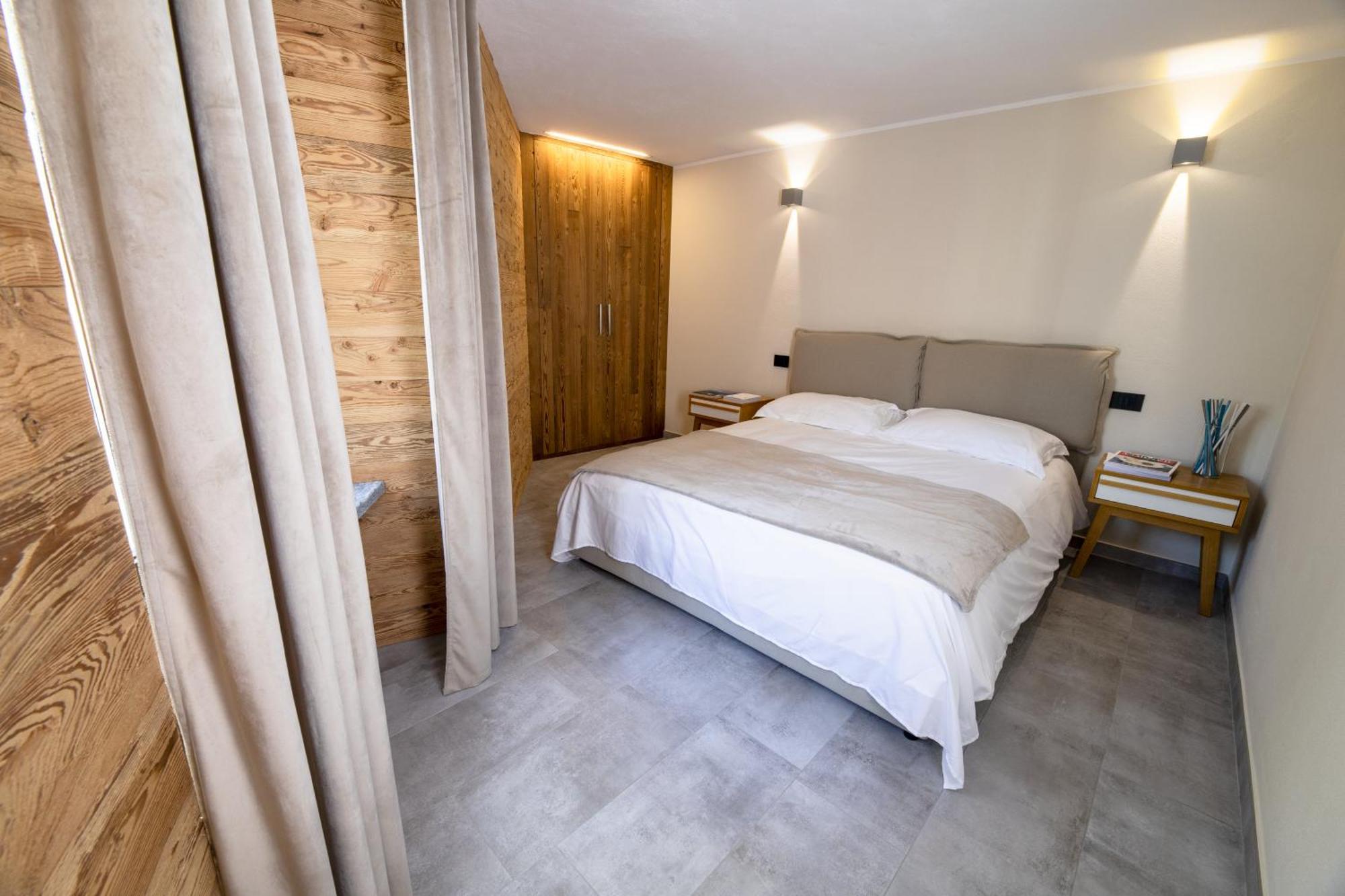 Aparthotel Fenat Introd Exterior foto